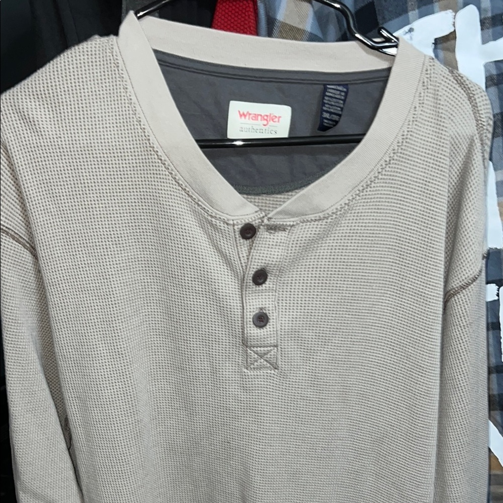 Wrangler Tan Long Sleeve Tee Classic Comfort